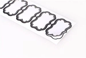 Ümmargused ruudukujulised kleebised